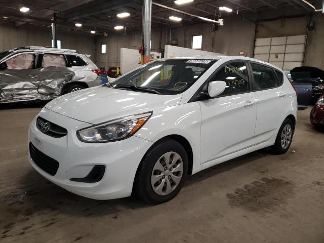 KMHCT5AE0GU270694 - 2016 HYUNDAI ACCENT WHITE photo 2