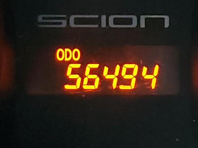 JTKJF5C77C3030245 - 2012 TOYOTA SCION TC GRAY photo 8