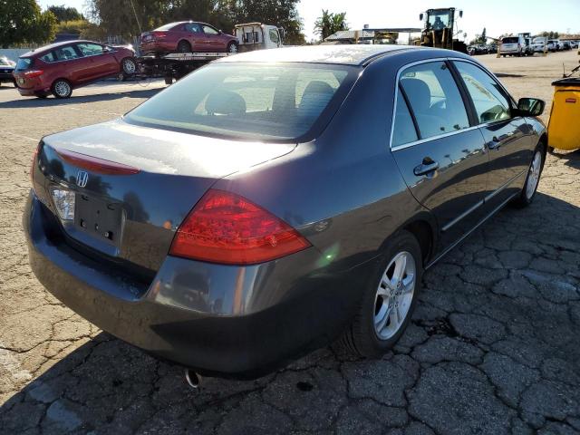 1HGCM56386A127065 - 2006 HONDA ACCORD SE GRAY photo 4