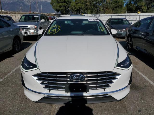 KMHL24JJ3MA027307 - 2021 HYUNDAI SONATA HYB WHITE photo 5