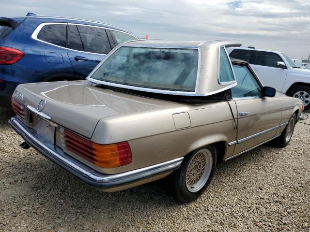 WDB1070421A017482 - 1985 MERCEDES-BENZ 280SL GOLD photo 3