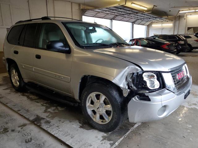 1GKDT13SX52101316 - 2005 GMC ENVOY SILVER photo 1