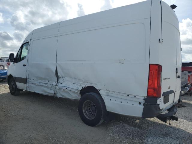 WD3PF4CC8KP046111 - 2019 MERCEDES-BENZ SPRINTER 3 WHITE photo 2