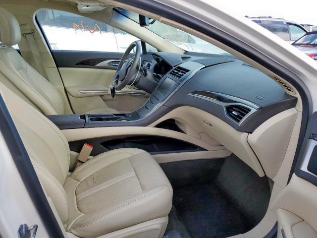 3LN6L2G93DR813643 - 2013 LINCOLN MKZ WHITE photo 5