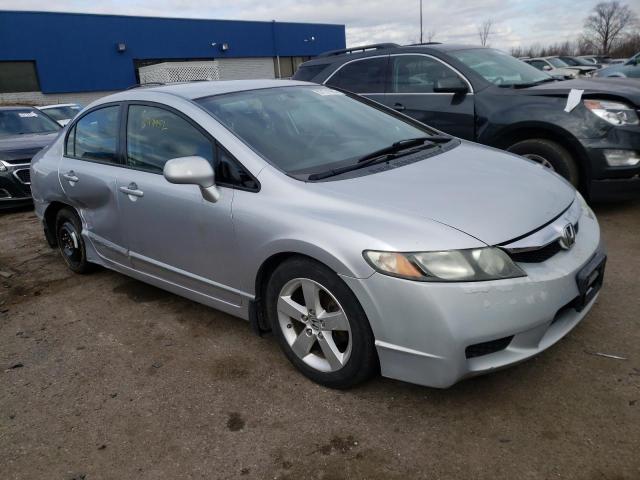 2HGFA1F69AH549512 - 2010 HONDA CIVIC LX-S Srebrny zdjęcie 1
