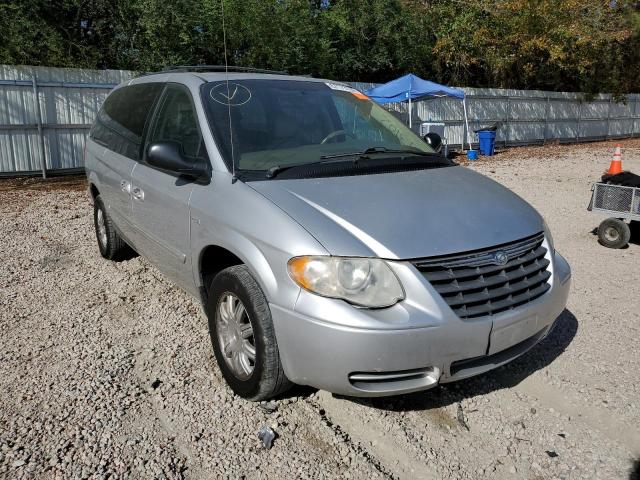 2A4GP54L66R690258 - 2006 CHRYSLER TOWN & COU SILVER photo 1