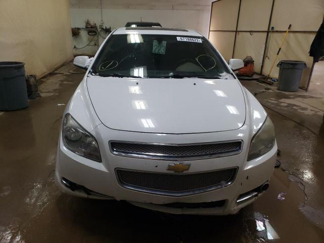 1G1ZE5E75A4108239 - 2010 CHEVROLET MALIBU LTZ თეთრი ფოტო 5