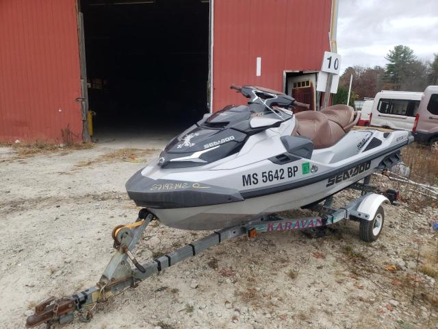 YDV10635B818 - 2018 SEAD JETSKI TWO TONE photo 2