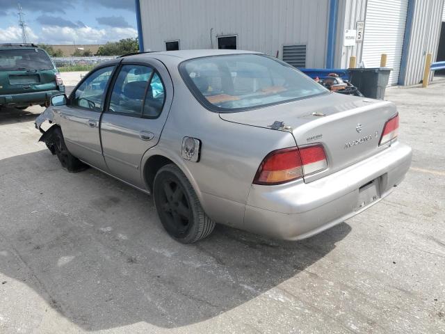 JN1CA21A6WT307678 - 1998 NISSAN MAXIMA GLE SILVER photo 3