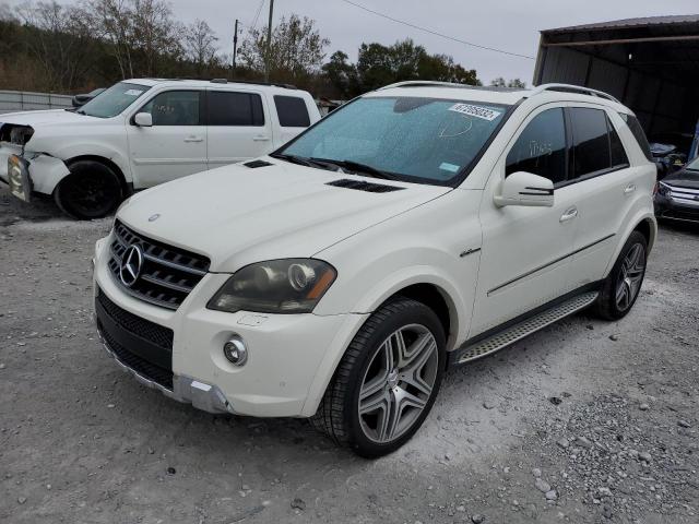 4JGBB7HB0BA653504 - 2011 MERCEDES-BENZ ML 63 AMG WHITE photo 2