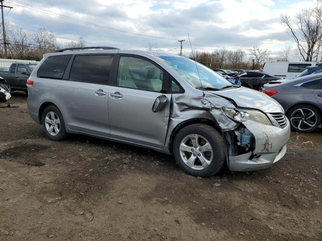 5TDKK3DC6BS039930 - 2011 TOYOTA SIENNA LE SILVER photo 4