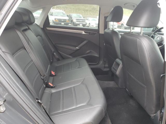 1VWDT7A37HC046832 - 2017 VOLKSWAGEN PASSAT R-L GRAY photo 10