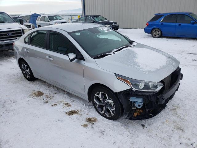 3KPF24AD0ME294929 - 2021 KIA FORTE FE SILVER photo 4