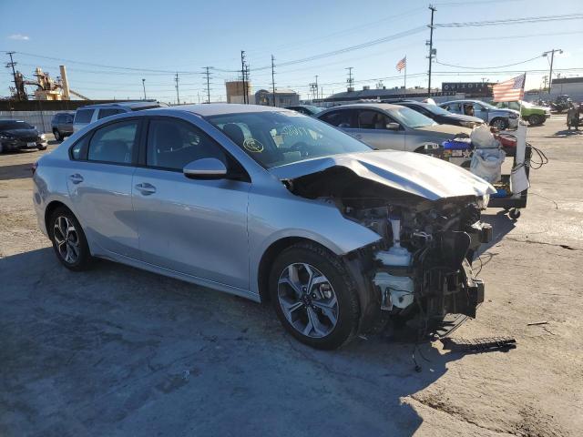 3KPF24AD8ME341883 - 2021 KIA FORTE FE SILVER photo 1