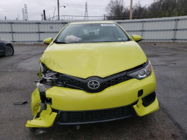 JTNKARJE7GJ514724 - 2016 TOYOTA SCION IM YELLOW photo 5