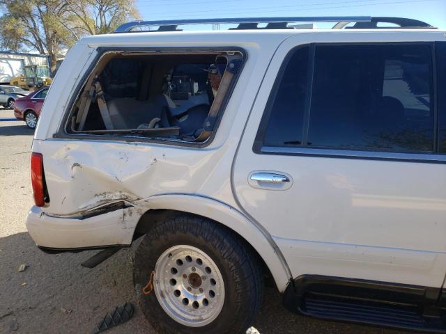 5LMPU28A7XLJ19757 - 1999 LINCOLN NAVIGATOR WHITE photo 9