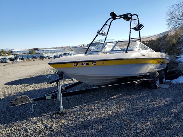 RNA00436K102 - 2002 REIN BOAT W/TRL YELLOW photo 2