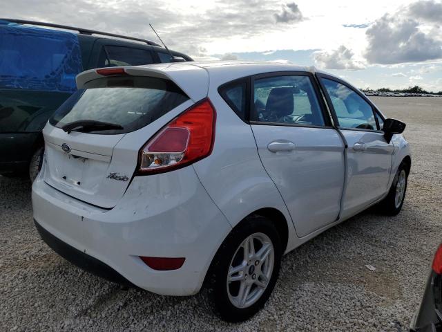 3FADP4EJ6KM159052 - 2019 FORD FIESTA WHITE photo 4