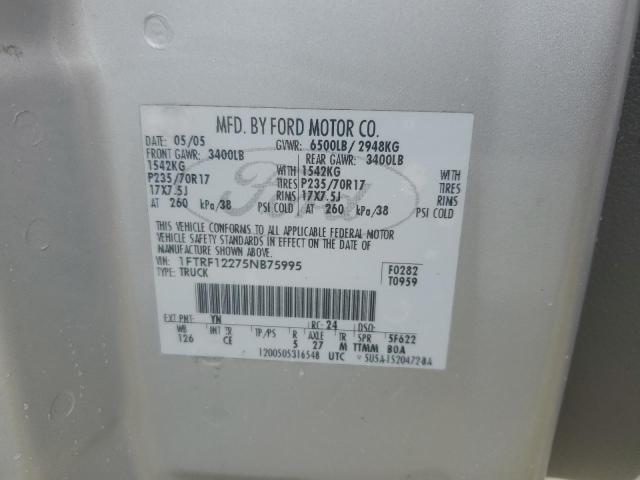 1FTRF12275NB75995 - 2005 FORD F150 SILVER photo 10