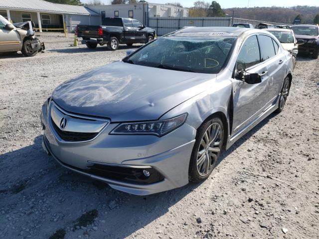 19UUB3F71GA000418 - 2016 ACURA TLX ADVANC SILVER photo 2