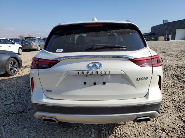 3PCAJ5BB1MF115520 - 2021 INFINITI QX50 LUXE WHITE photo 6