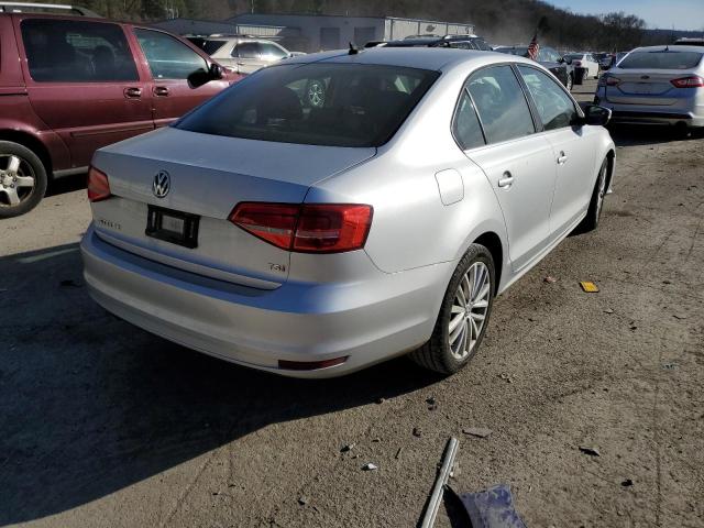 3VWD17AJ0FM269763 - 2015 VOLKSWAGEN JETTA SILVER photo 4