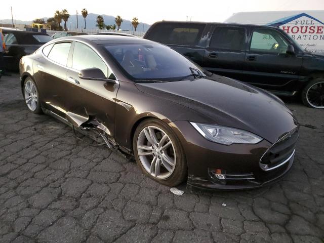 5YJSA1DN5DFP13520 - 2013 TESLA MODEL S Marrón foto 1