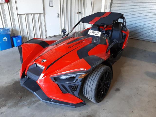 57XAAPHD6L8138432 - 2020 POLARIS SLINGSHOT RED photo 2