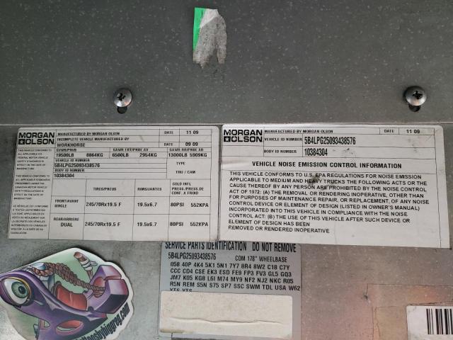 5B4LPG25093438576 - 2009 WORKHORSE CUSTOM CHASSIS COMMERCIAL თეთრი ფოტო 10