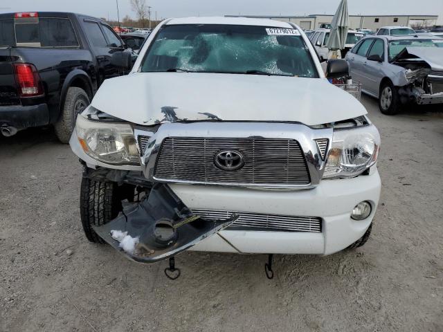 5TETX22N59Z669388 - 2009 TOYOTA TACCOMA WHITE photo 5