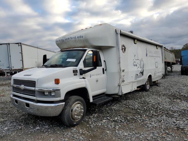 1GBE5G1113F519779 - 2003 CHEVROLET C5500 C5U0 WHITE photo 2