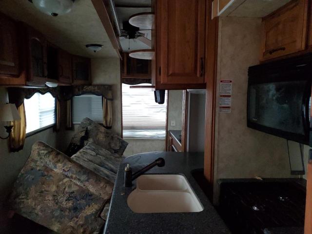 4YDF31523A4701481 - 2010 KEYSTONE MONTANA WHITE photo 6