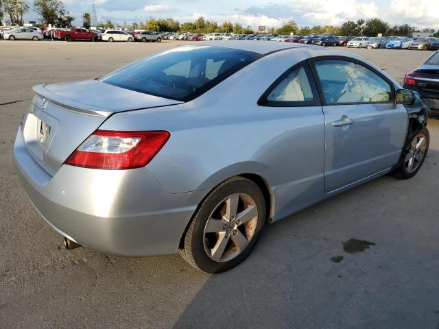 2HGFG11938H505385 - 2008 HONDA CIVIC EXL فضي صورة 3