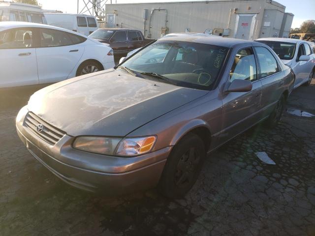 4T1BG22K7XU902853 - 1999 TOYOTA CAMRY CE BEIGE photo 2