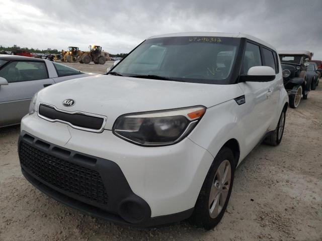 KNDJN2A27G7277456 - 2016 KIA SOUL WHITE photo 2