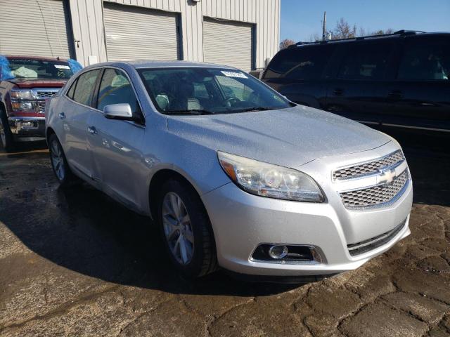 1G11H5SA9DF279413 - 2013 CHEVROLET MALIBU LTZ ვერცხლისფერი ფოტო 4