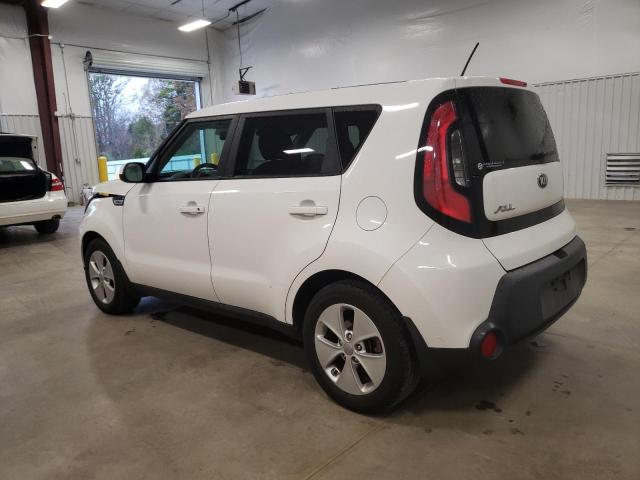 KNDJN2A27F7132402 - 2015 KIA SOUL WHITE photo 2