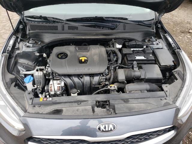 3KPF24AD2ME339899 - 2021 KIA FORTE FE GRAY photo 11