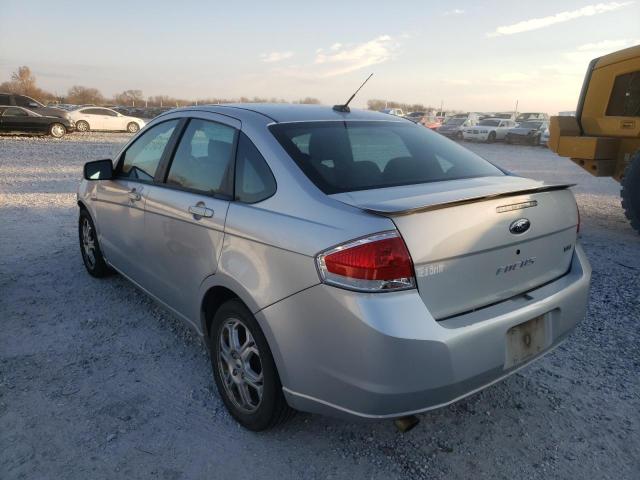 1FAHP36NX9W158090 - 2009 FORD FOCUS SES SILVER photo 3