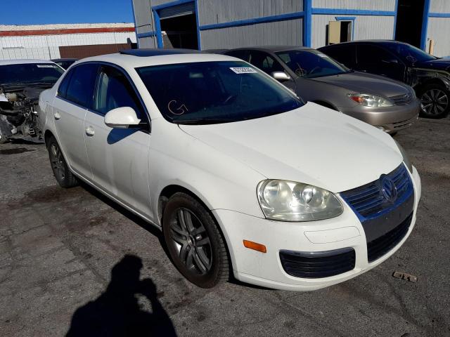 3VWSG71K75M627647 - 2005 VOLKSWAGEN NEW JETTA WHITE photo 1