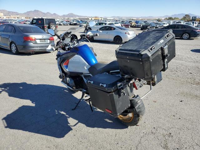 WB10J5308LZF79731 - 2020 BMW R 1250 GS BLUE photo 3