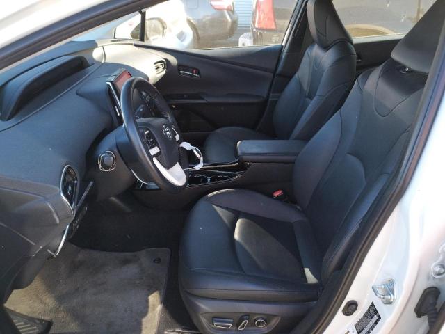 JTDKARFP1H3003241 - 2017 TOYOTA PRIUS PRIM WHITE photo 6