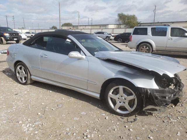 WDBTK72F87T078650 - 2007 MERCEDES-BENZ CLK 550 SILVER photo 4