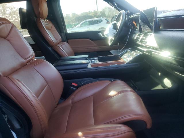 5LMJJ2LT8KEL17672 - 2019 LINCOLN NAVIGATOR 白色 照片 5