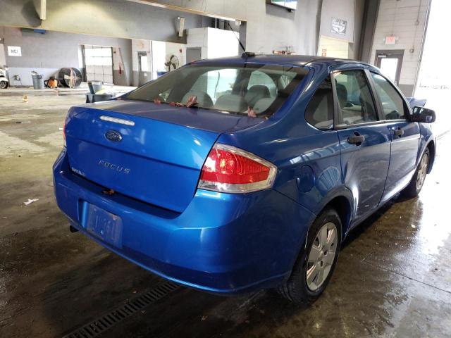 1FAHP3EN9AW189496 - 2010 FORD FOCUS S BLUE photo 4