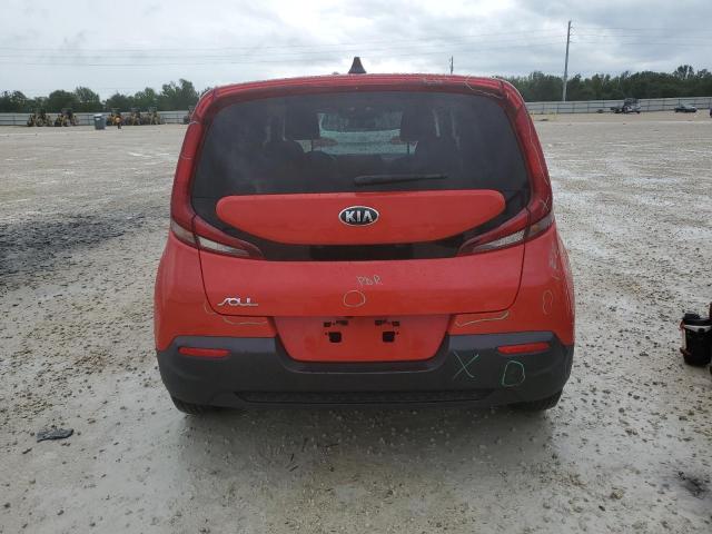 KNDJ23AU8L7086123 - 2020 KIA SOUL LX RED photo 6