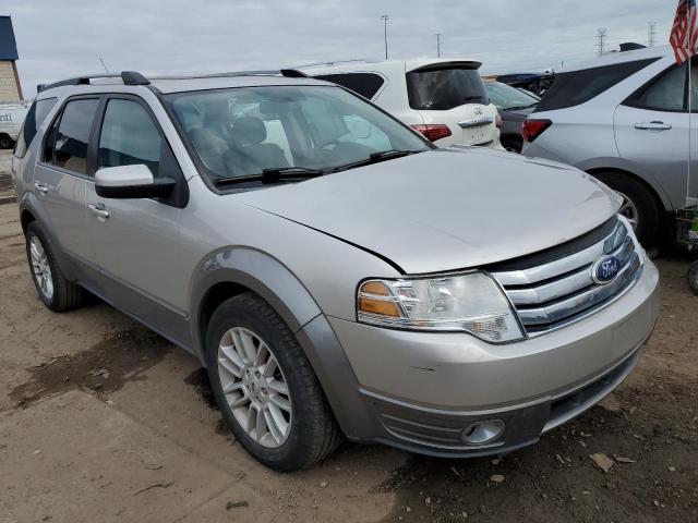 1FMDK02W58GA13273 - 2008 FORD TAURUS X S SILVER photo 4