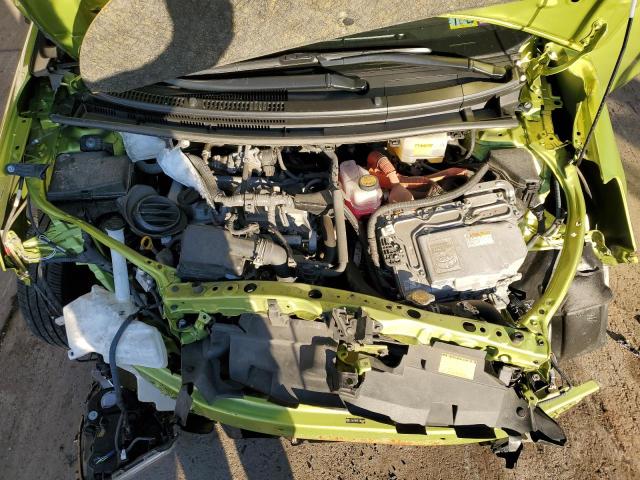 JTDKDTB39F1086269 - 2015 TOYOTA PRIUS C GREEN photo 11