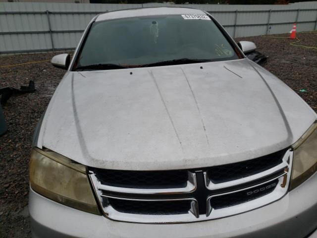 1B3BD1FB8BN592086 - 2011 DODGE AVENGER SILVER photo 9