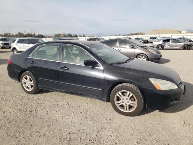 1HGCM56377A112221 - 2007 HONDA ACCORD BLACK photo 4